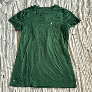 Large green Nike dry fit t shirt